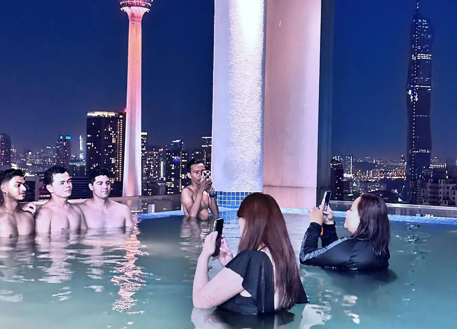 The Luxe Infinitum Klcc By Sahara Suite Kuala Lumpur