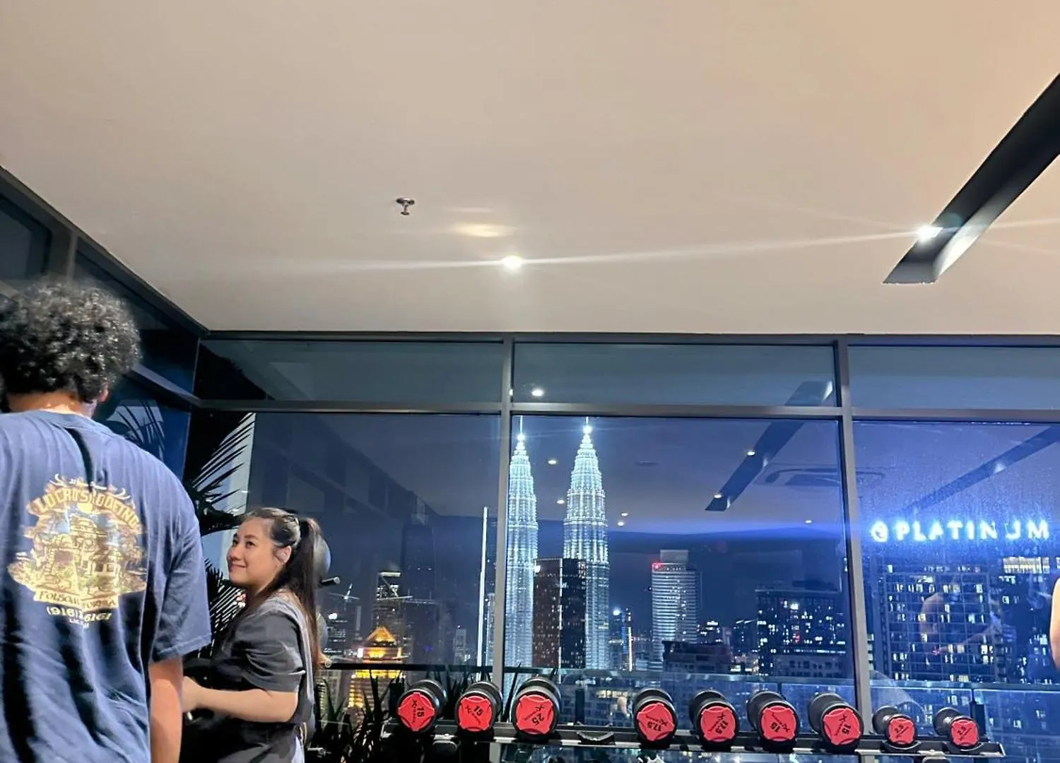 The Luxe Infinitum Klcc By Sahara Suite Kuala Lumpur