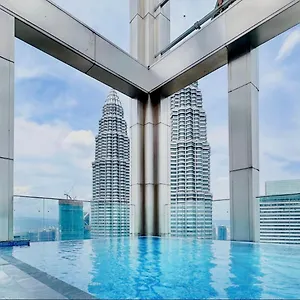  Апартаменты Tropicana Klcc @ Roof Top Swimming Pool